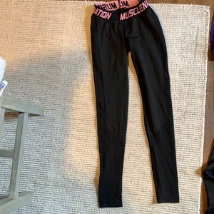 MuscleNation leggings